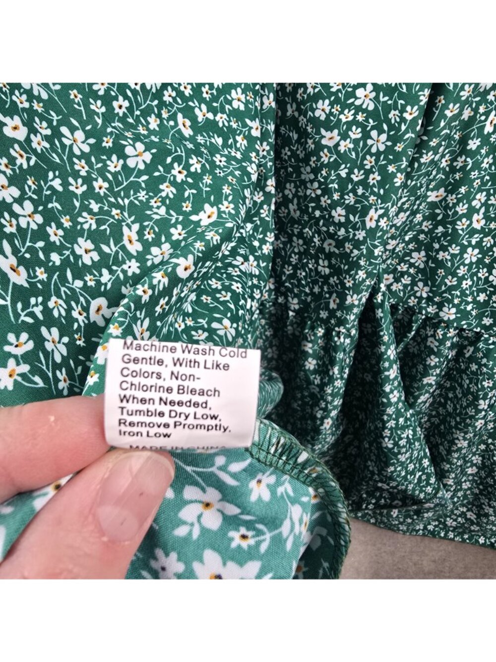 Green Floral V-Neck Maxi Dress Short Sleeves Lightweight Tiered Polyester Design - Picture 5 of 7